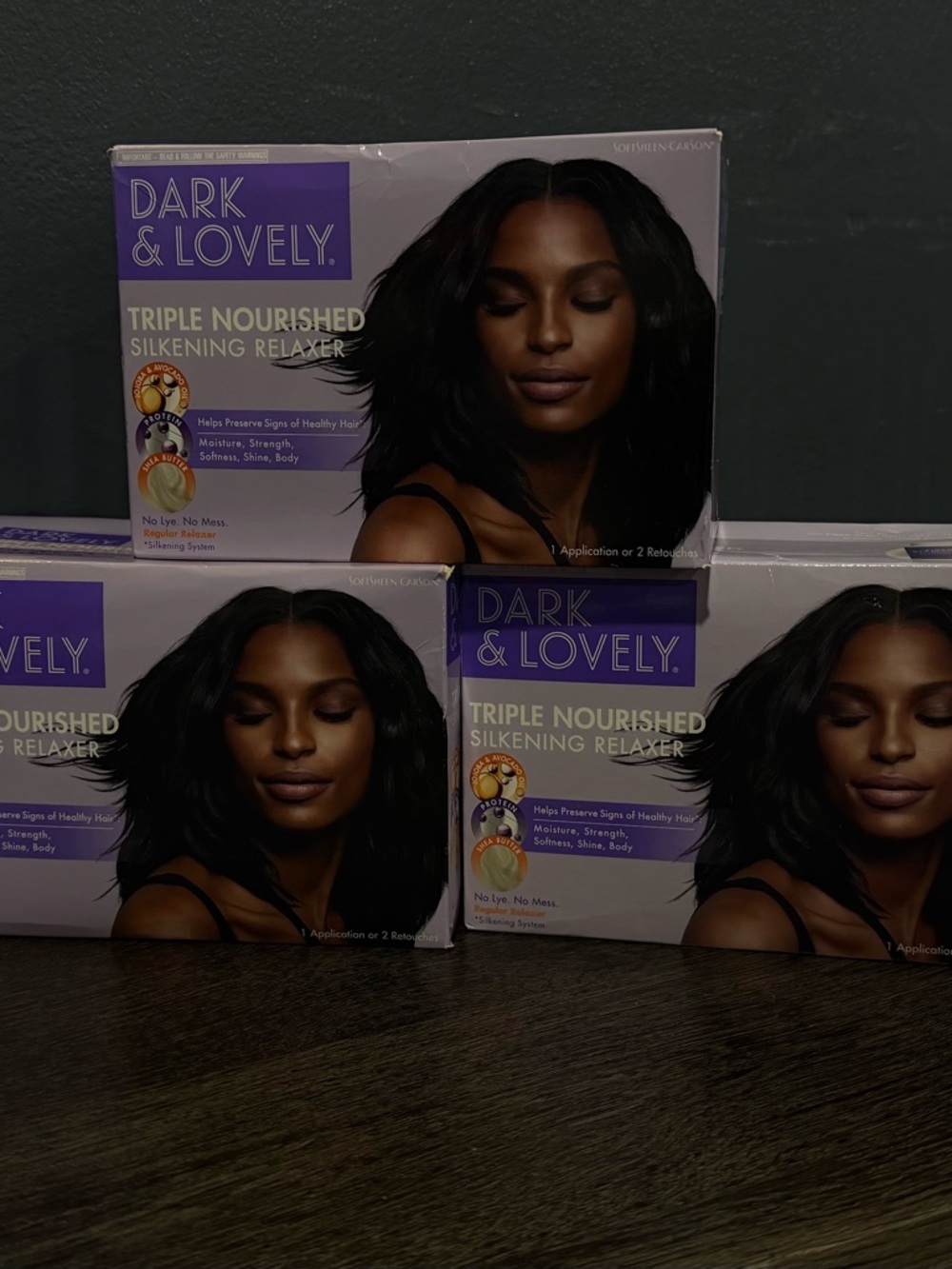 Dark & Lovely Triple Nourished Silkening Relaxer - Black